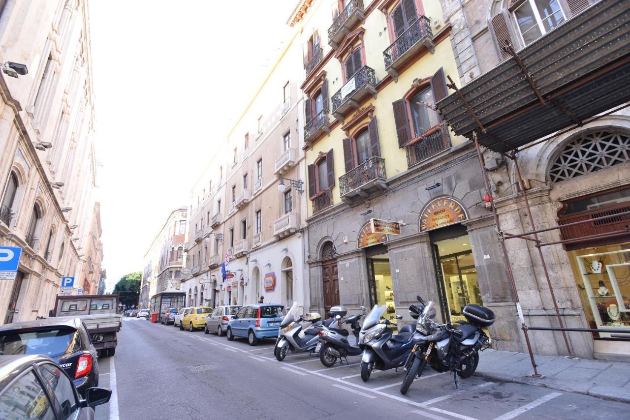 Izzhome City Center Cozy Cagliari Kültér fotó