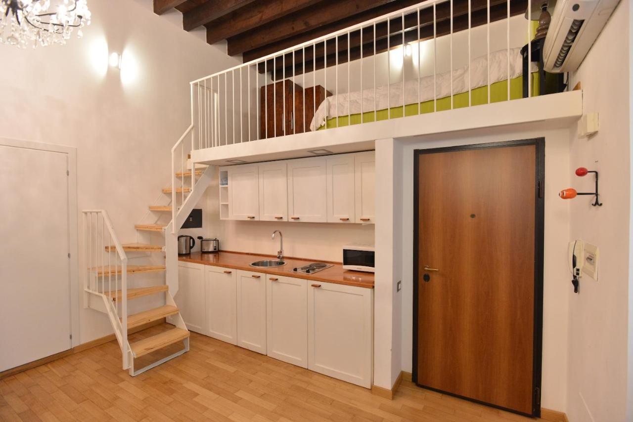 Izzhome City Center Cozy Cagliari Kültér fotó
